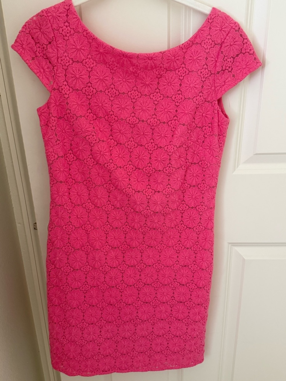 Lilly Pulitzer Hot Pink Floral Lace Cap-Sleeve Sheath Dress